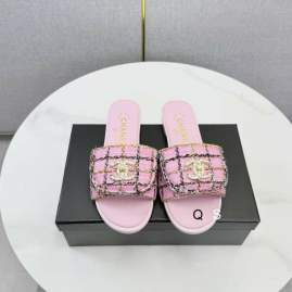 Picture of Chanel Slippers _SKUChanelsz35-40Y05083093